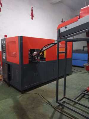 本誠機械全自動吹瓶機PET礦泉水瓶飲料瓶藥瓶塑料瓶吹瓶機生產(chǎn)商圖片_高清圖_細節(jié)圖-臺州市本誠機械設(shè)備 -